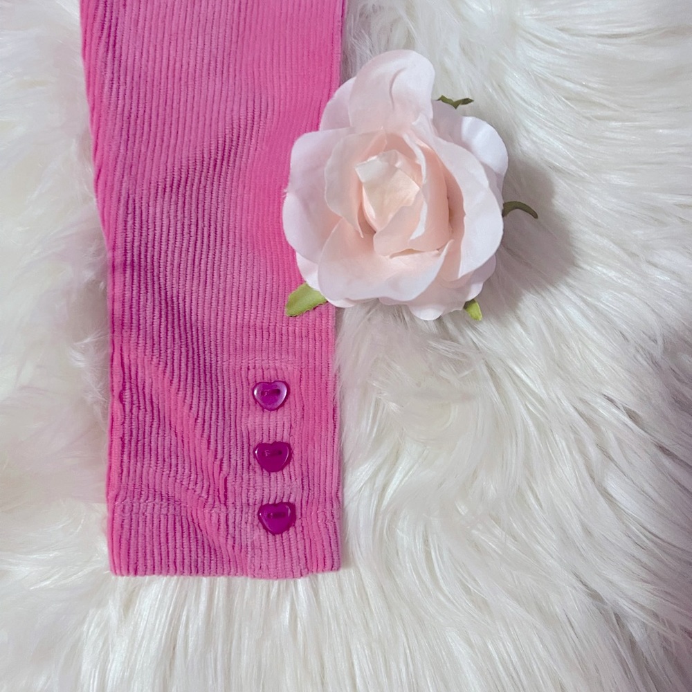 ✨H&M 2-3 Year old Soft Pink Corduroy Leggings With Heart Buttons✨